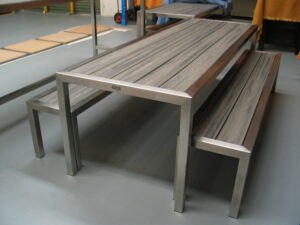Stainless Steel Settings & Beer Rests